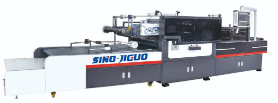 SINO JIGUO TC-1100Q Máquina automática de parcheado de ventanas con máquina de corte de esquinas y de crecimiento V. Máxima velocidad de corte 15000s/h, máxima velocidad de trabajo plana 30000s/h